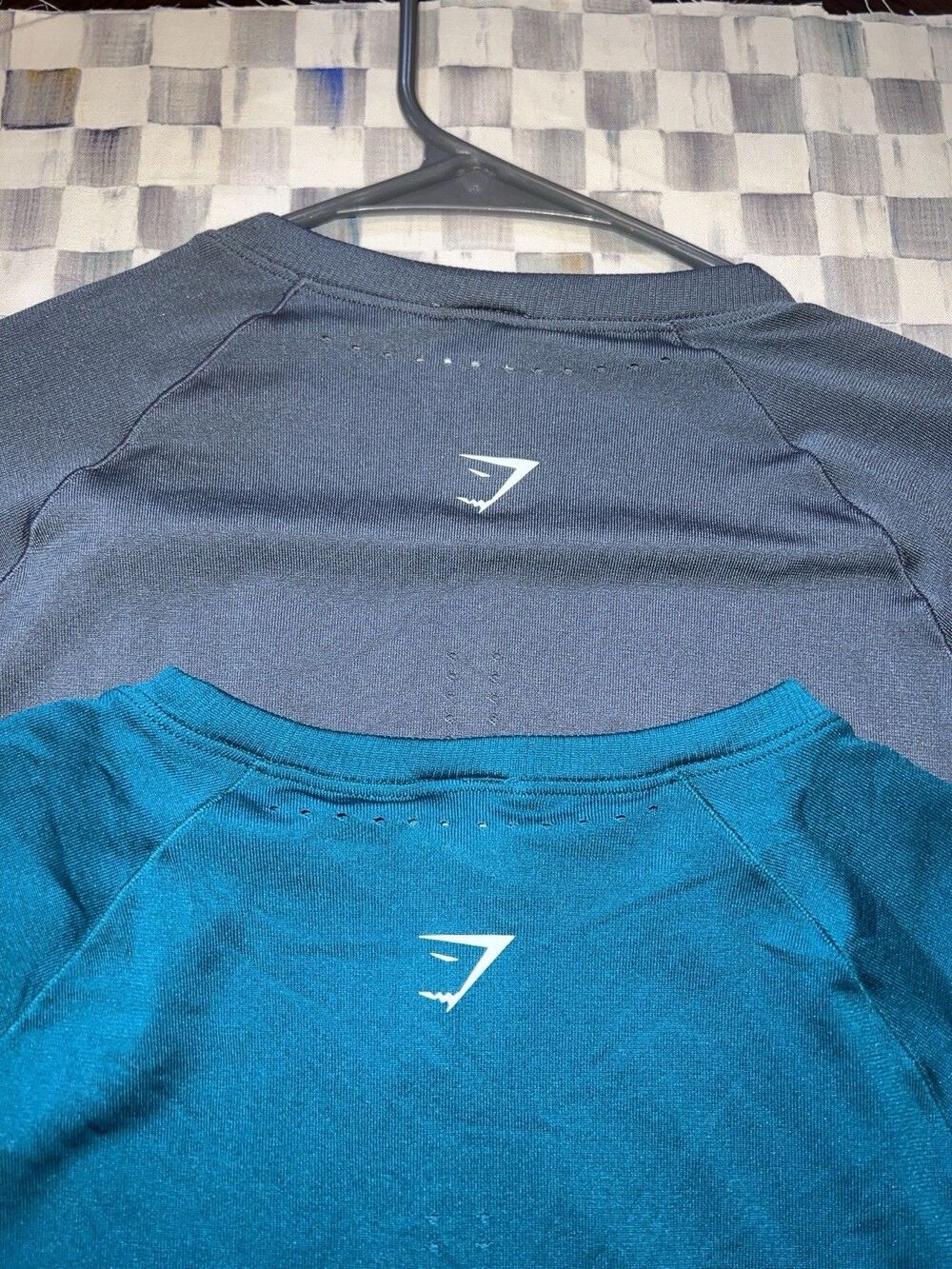 Gymshark Women's Gray & Blue Seamless Long Sleeve Crop Top Small S Perforated 2